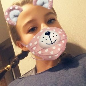 Meet your Posher, Claire